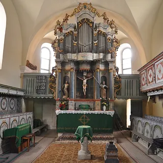 Orgel im Raum