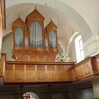 Orgel im Raum