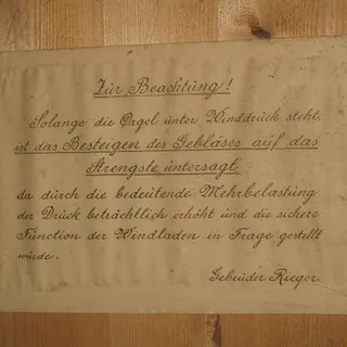 Zur Beachtung!